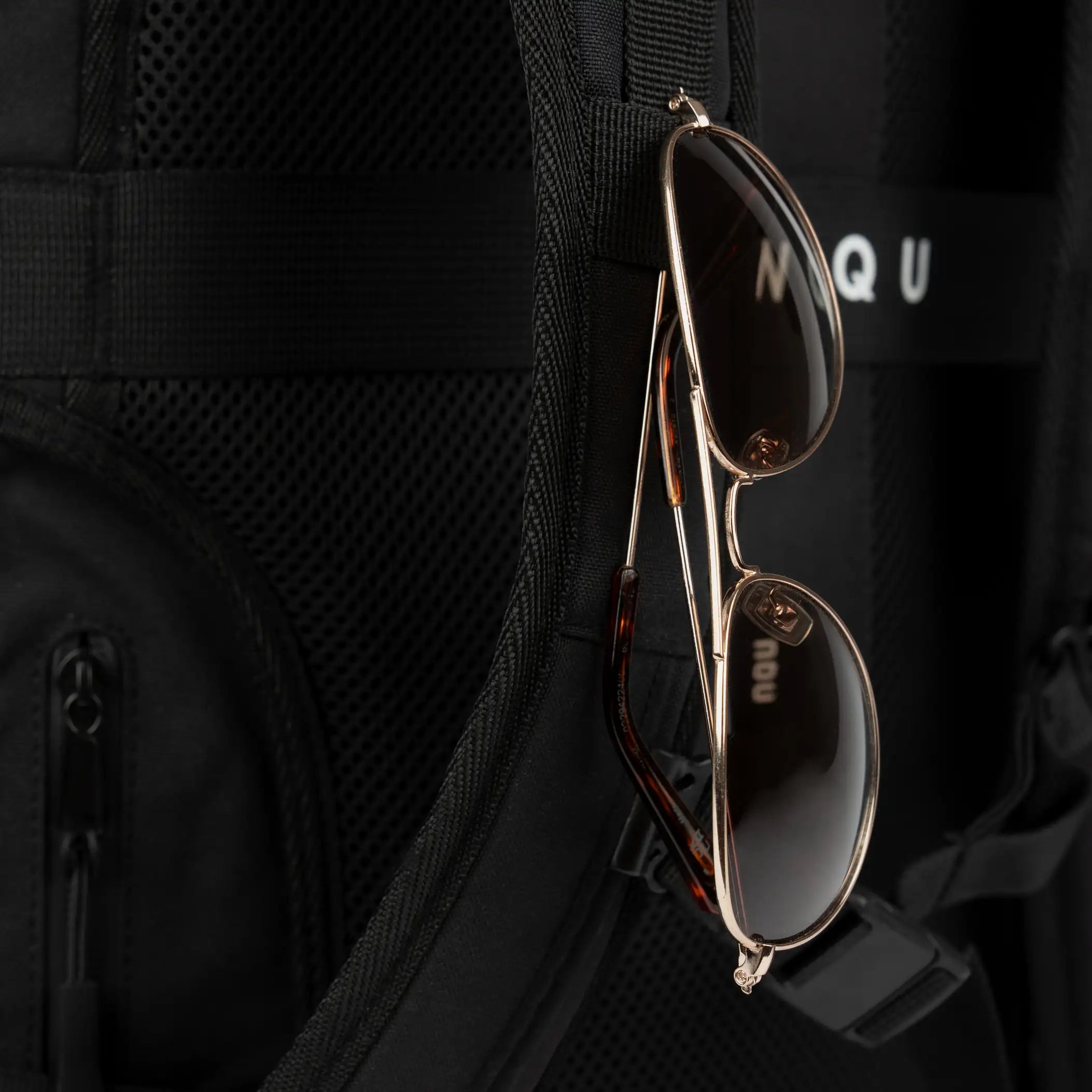 newqu nq1 modular backpack daypack travelbackpack sunglass strap