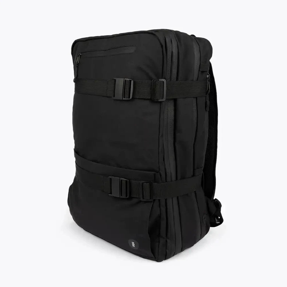 NEWQU NQ1 Modularer Rucksack in Schwarz, erweiterbar von 24 bis 58 Liter