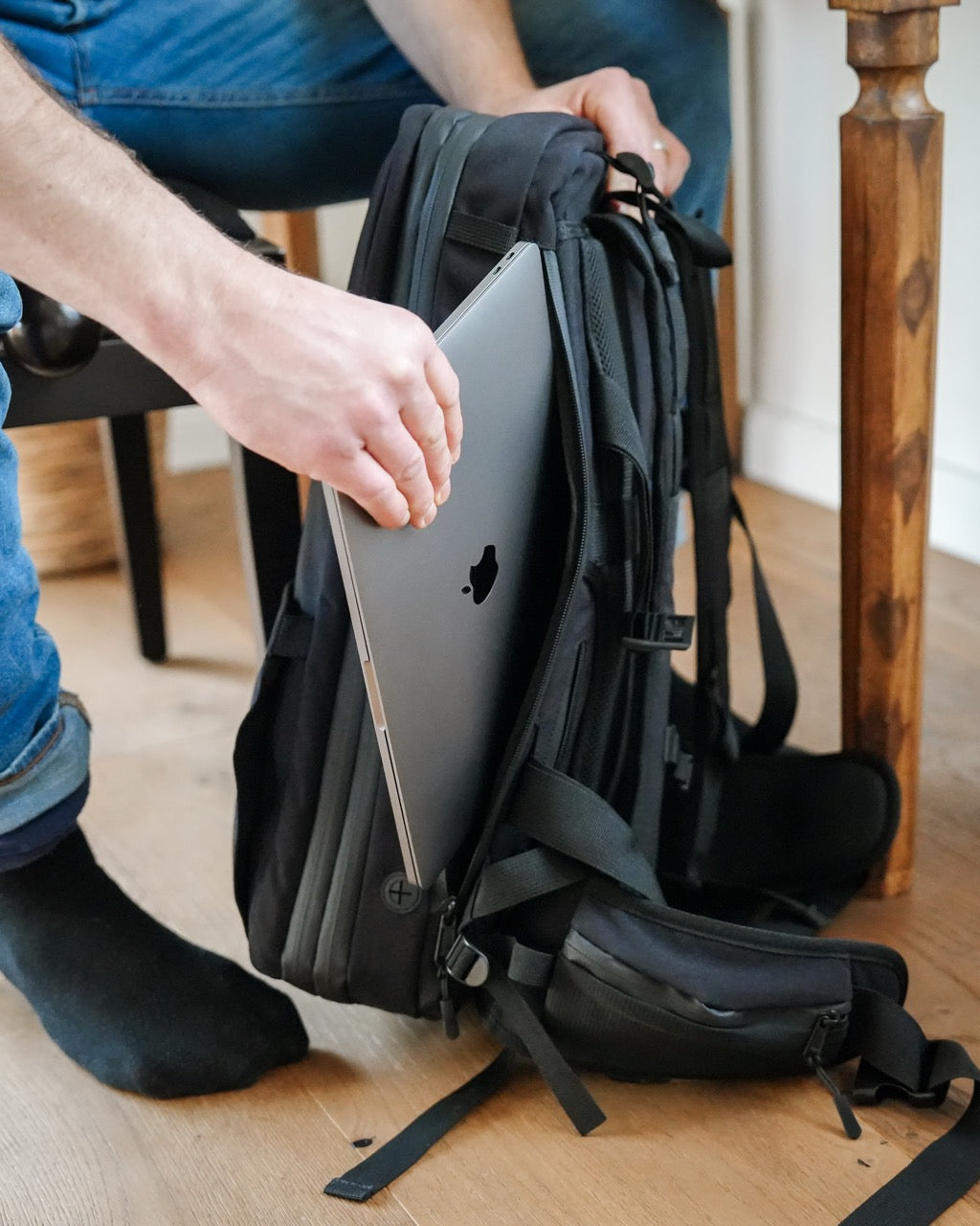 NQ1 Modularer Rucksack mit Laptop im Laptopfach