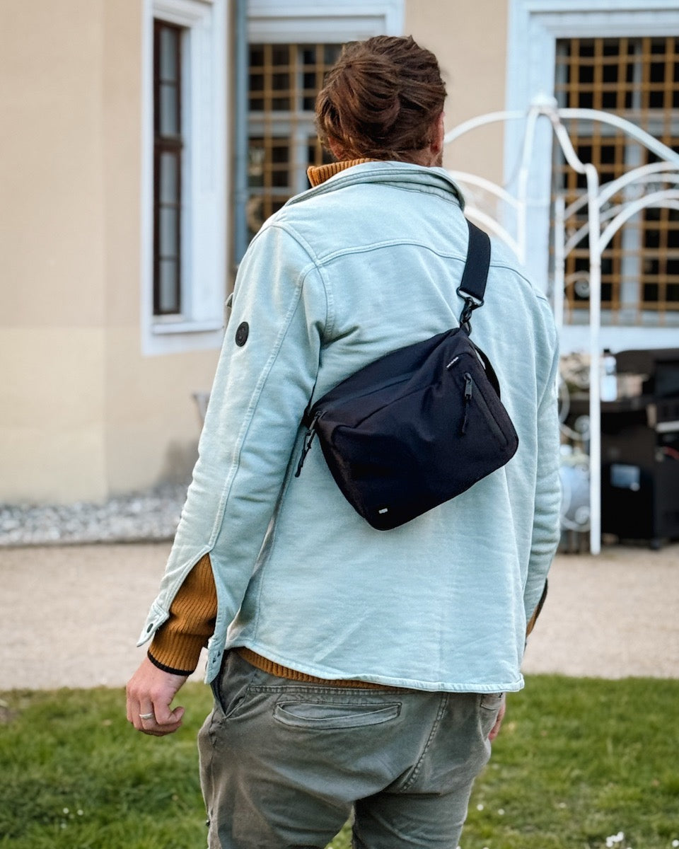 NQ1 Modularer Rucksack am Strand