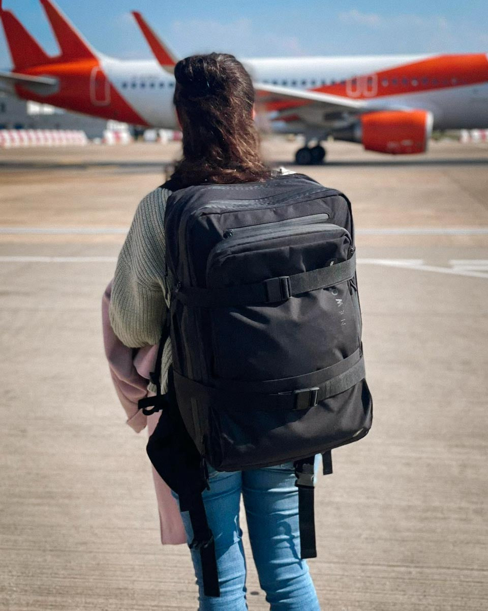 NQ1 Modularer Rucksack am Flughafen