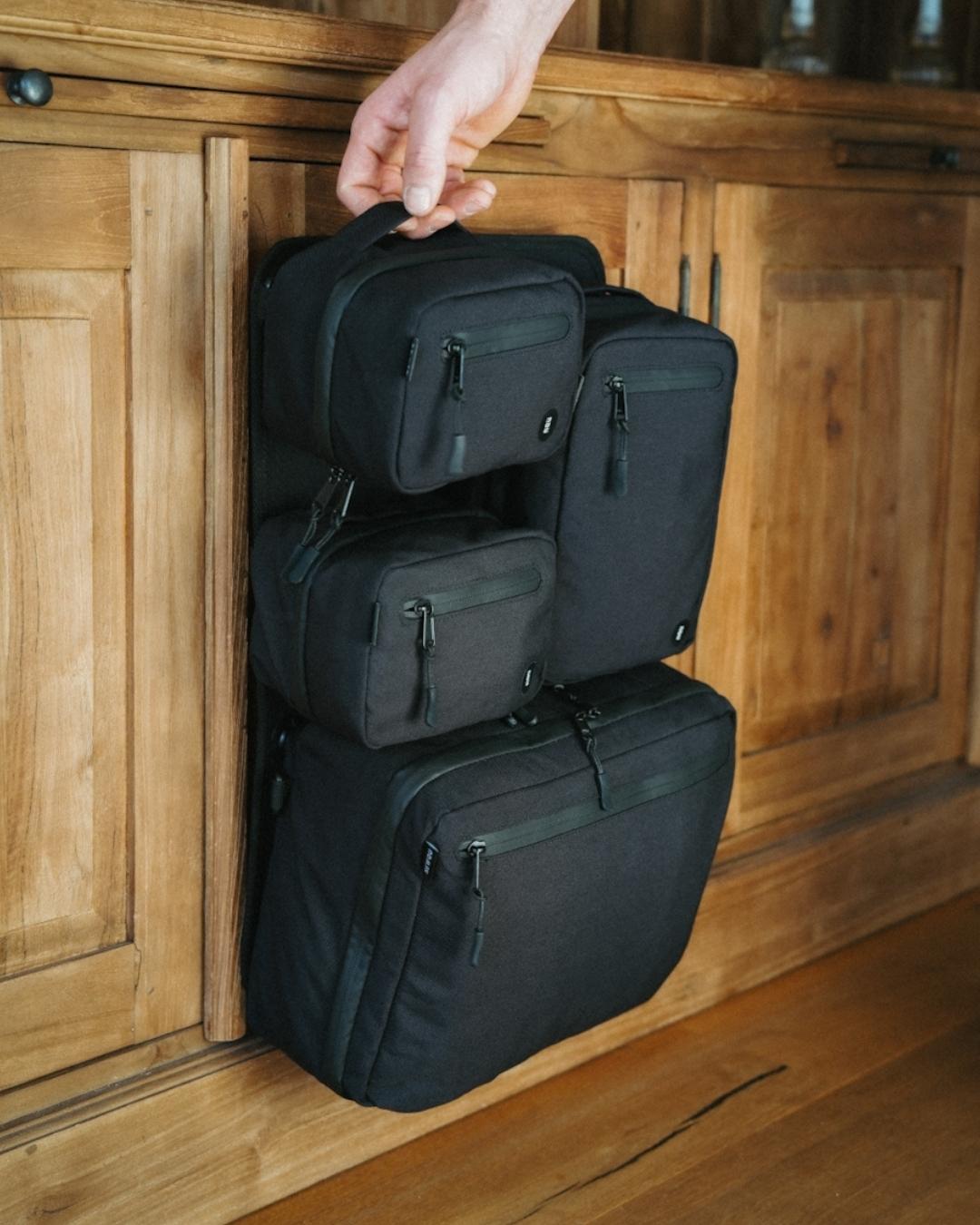 NEWQU NQ1 Modularer Rucksack am Bahnhof 35 Liter